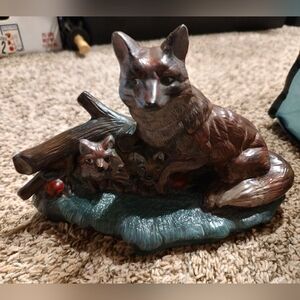 Charming Fox Family Sculpture - Brown and Gray